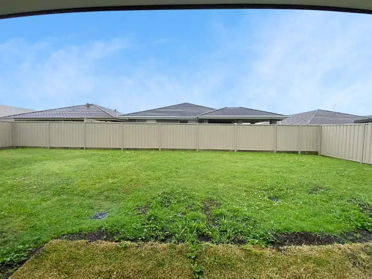 Second view of Homely house listing, 38 Portabello Crescent, Thornton NSW 2322