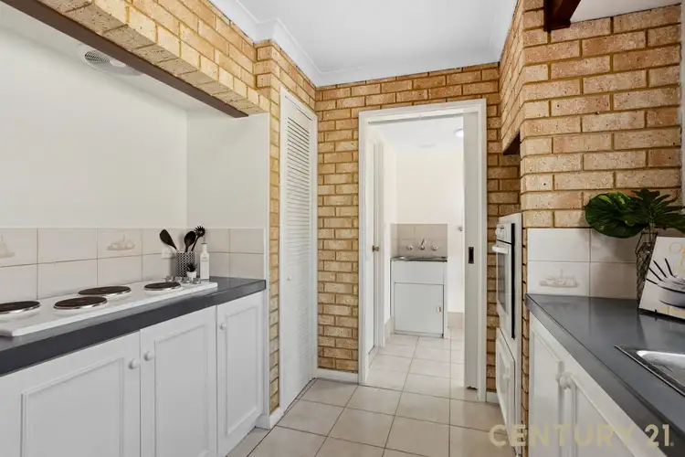 Fifth view of Homely house listing, 2/40 Raleigh Street, Carlisle WA 6101