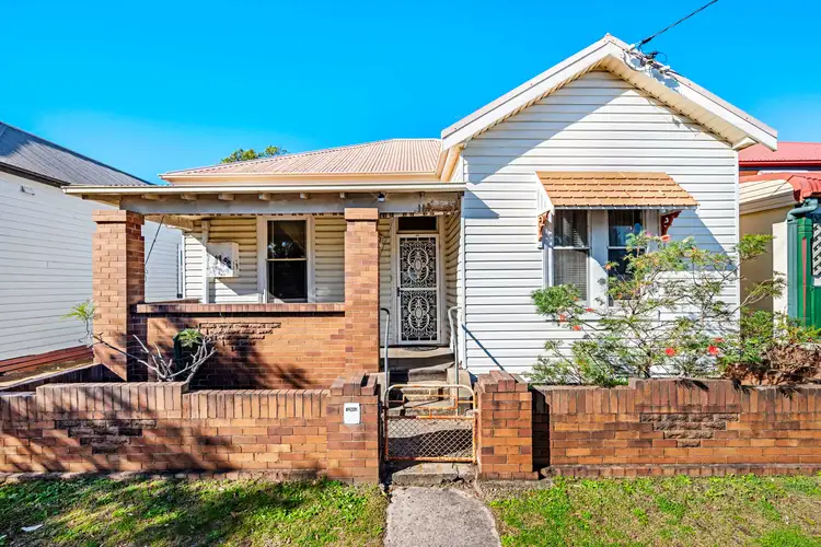 11 Estell Street, Maryville NSW 2293