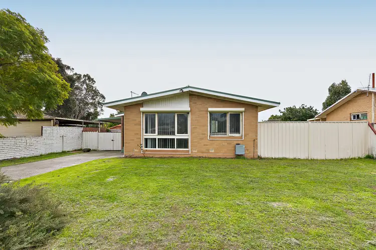 Second view of Homely house listing, 15 Hollybush Way, Kelmscott WA 6111