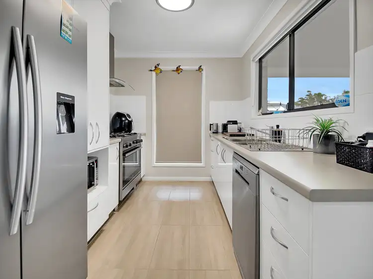 Fifth view of Homely house listing, 2/3 Jindilli Way, Tinana QLD 4650