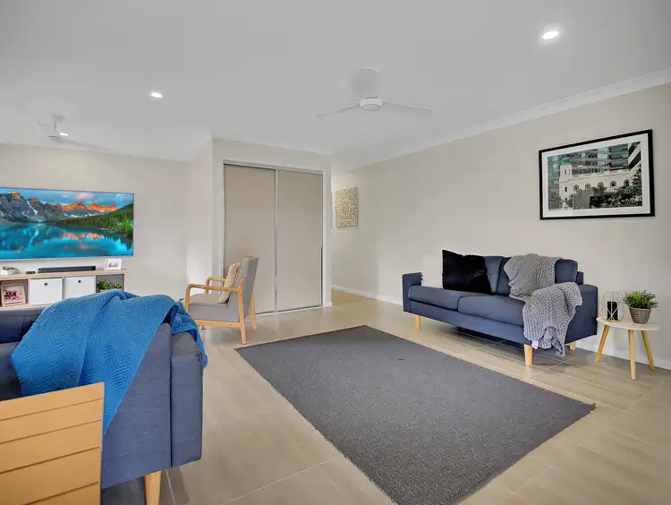 Sixth view of Homely house listing, 2/3 Jindilli Way, Tinana QLD 4650