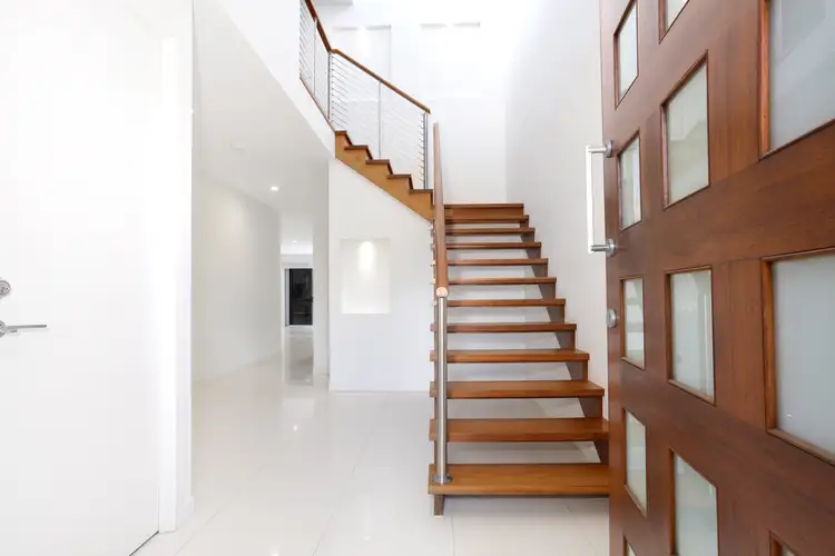 Second view of Homely house listing, 1/1016 Lakeview Terrace, Benowa QLD 4217