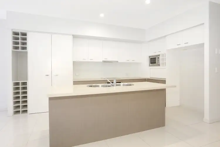 Fifth view of Homely house listing, 1/1016 Lakeview Terrace, Benowa QLD 4217