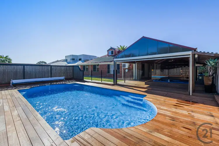 6 Latiano Green, Secret Harbour WA 6173