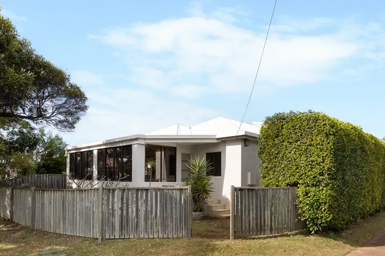 45 Queen Street, Scarborough QLD 4020