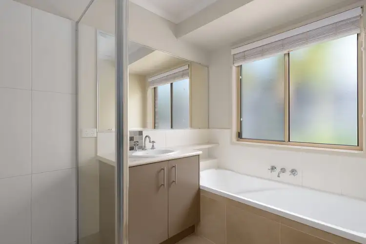 Fourth view of Homely house listing, 4 Parkview Close, Southside QLD 4570