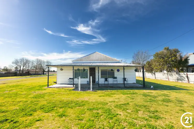 108 Ferry Street, Forbes NSW 2871