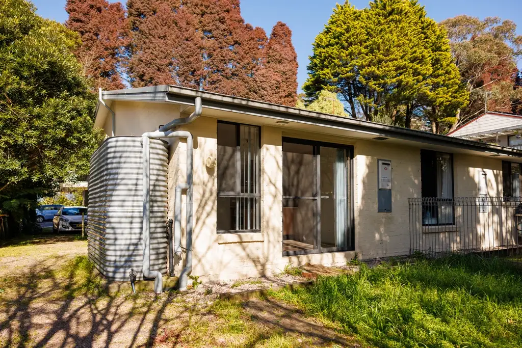 Main view of Homely flat listing, 2/4 Falcon Street, Hazelbrook NSW 2779