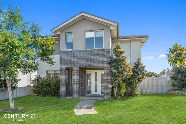 56 Sovereign Circuit, Glenfield NSW 2167