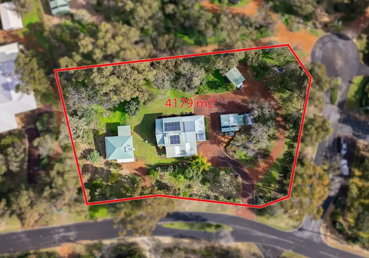 25 Lofthouse Drive, Leschenault WA 6233