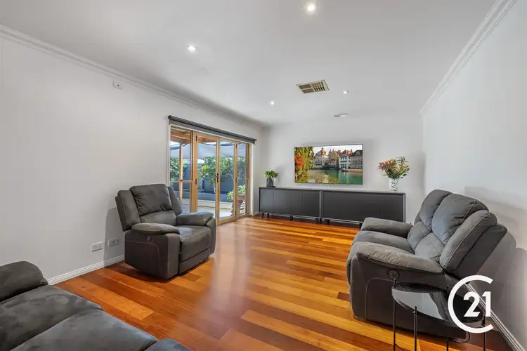 Sixth view of Homely house listing, 17 Woodlands Circuit, Echuca VIC 3564