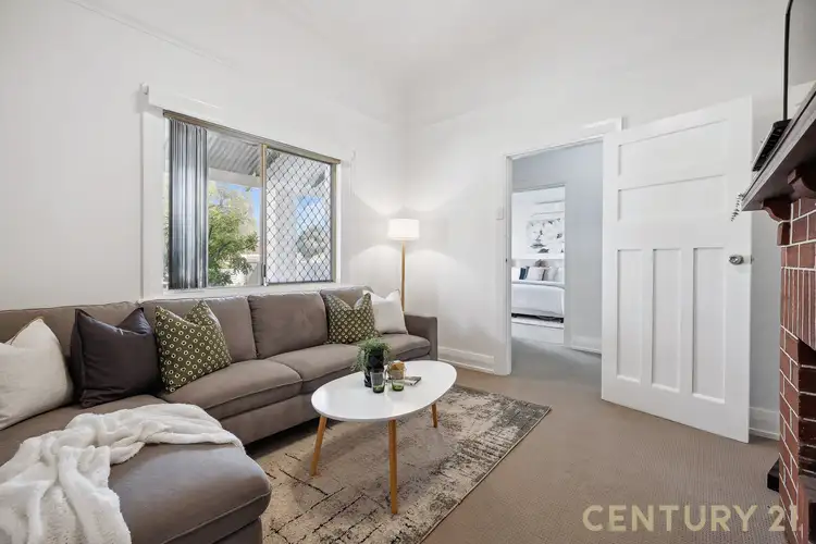 16 Staines Street, Lathlain WA 6100