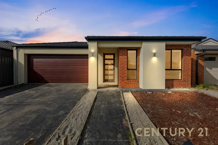 5 Pinnacle Drive, Pakenham VIC 3810