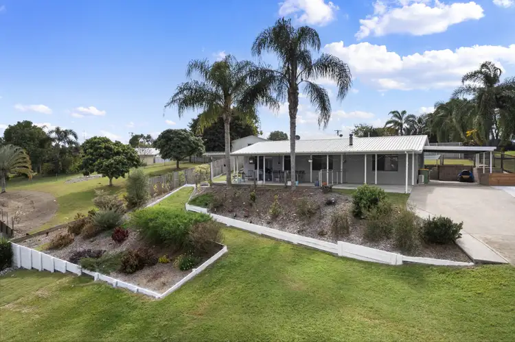 5 Acacia Circle, Southside QLD 4570