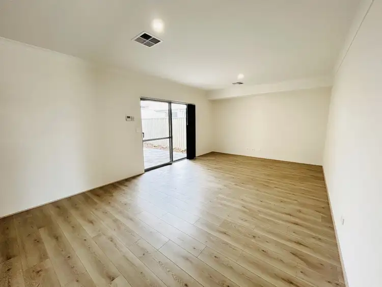 Fifth view of Homely house listing, 8 Giger Way, Alkimos WA 6038