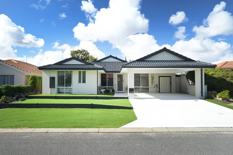8 Arthurs Vale, Quinns Rocks WA 6030