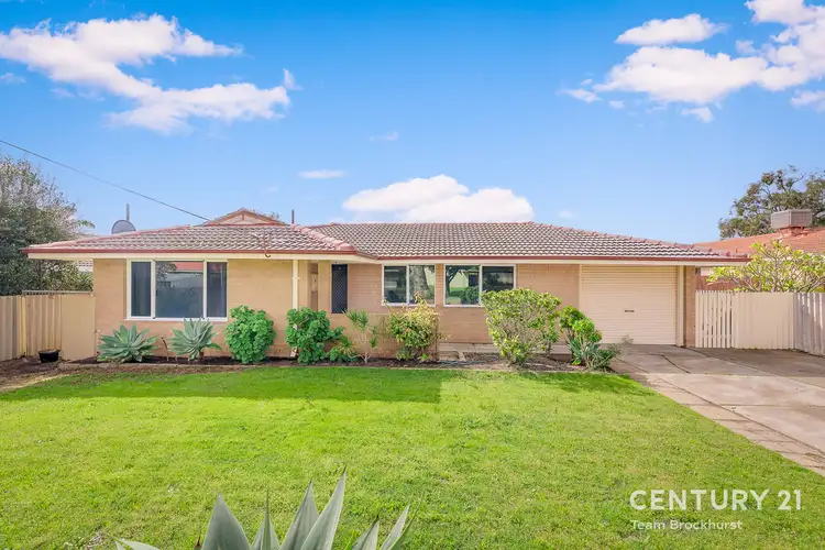 33 Huggins Road, Thornlie WA 6108
