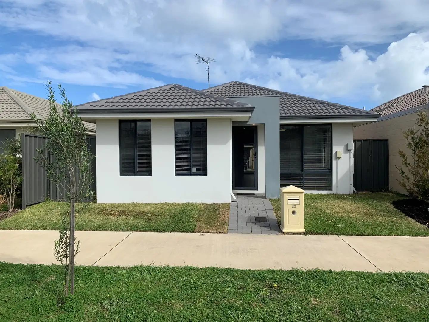 Main view of Homely house listing, 30 Bottlenose Circuit, Waikiki WA 6169