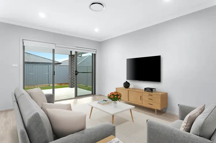 Fifth view of Homely house listing, 15 Cymbeline Street, Rosemeadow NSW 2560