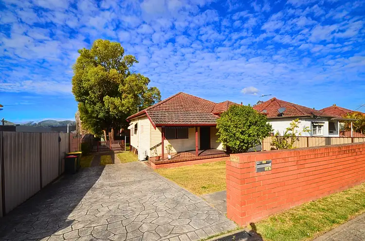 147 Centenary Road, South Wentworthville NSW 2145