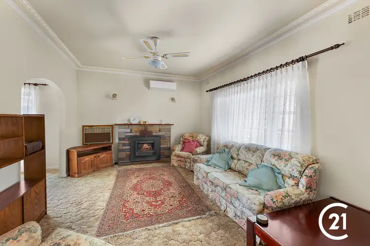 Second view of Homely house listing, 27 Premier Street, Echuca VIC 3564
