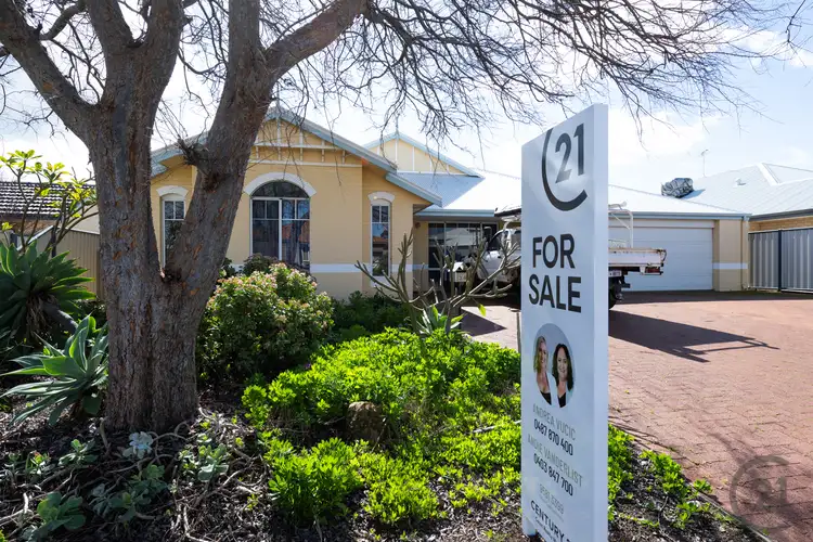 38 Grandmere Parade, Meadow Springs WA 6210