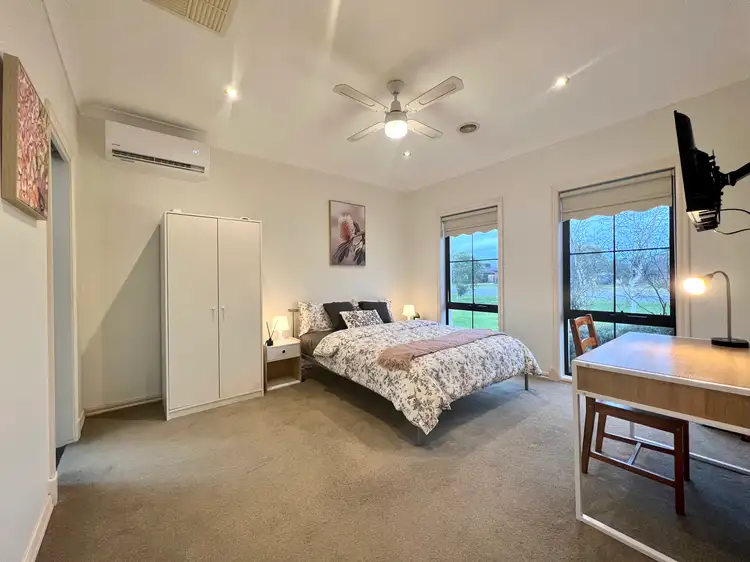 Main view of Homely unit listing, Suite 1/11 Settlers Court, Pakenham VIC 3810