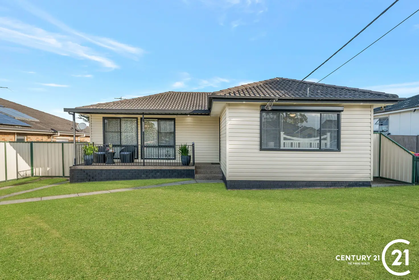 Main view of Homely house listing, 5 Megan Avenue, Smithfield NSW 2164