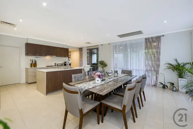 Sixth view of Homely house listing, 2 Arcot Court, Meadow Springs WA 6210