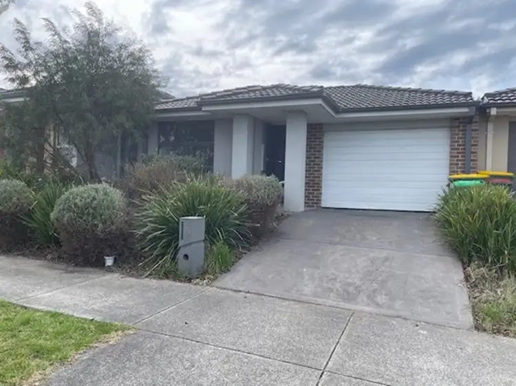 Main view of Homely house listing, 54 Belmont Crescent, Pakenham VIC 3810