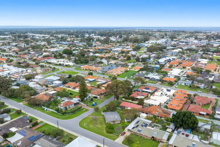 Sixth view of Homely house listing, 5 Forward Street, Mandurah WA 6210