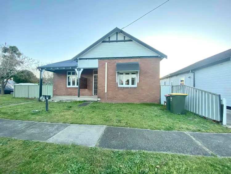 Main view of Homely semi-detached listing, 2/11 Nelson Street, Mayfield NSW 2304