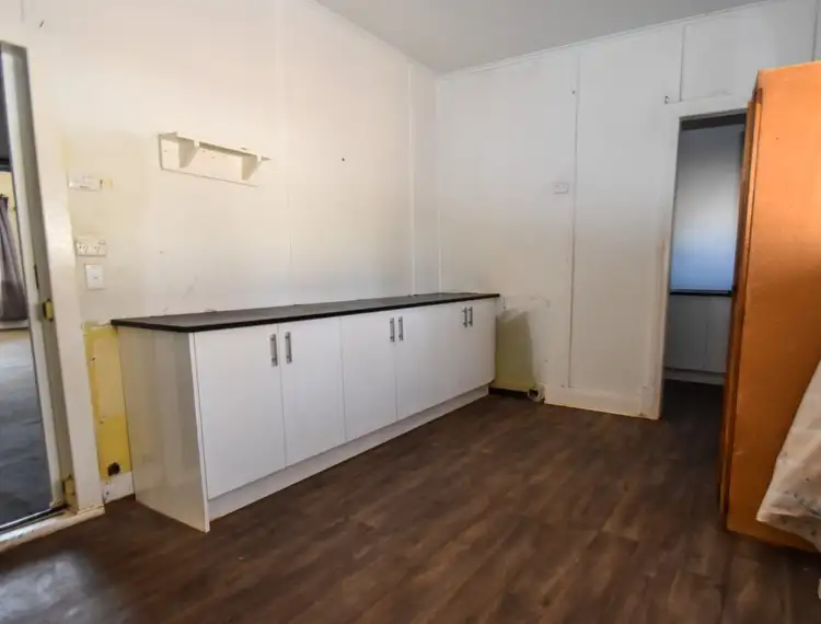 Sixth view of Homely house listing, 211 Chloride Street, Broken Hill NSW 2880