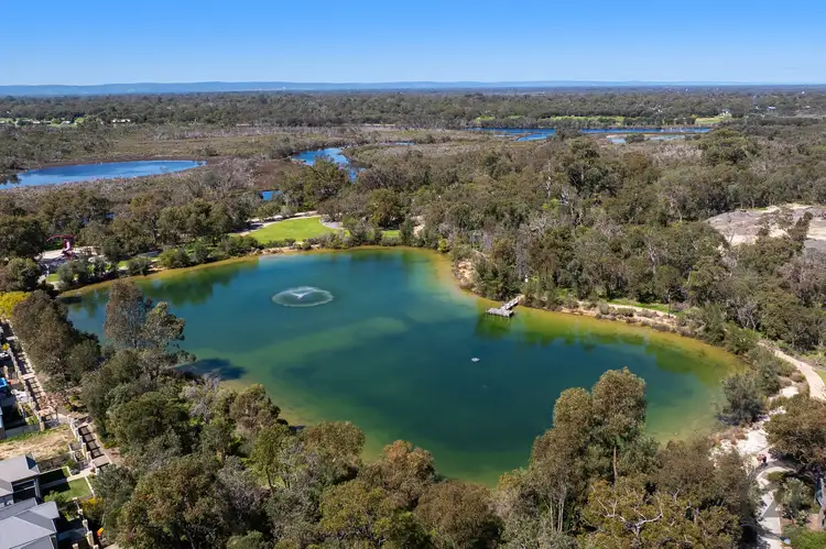 130 Lakewood Parkway, Coodanup WA 6210
