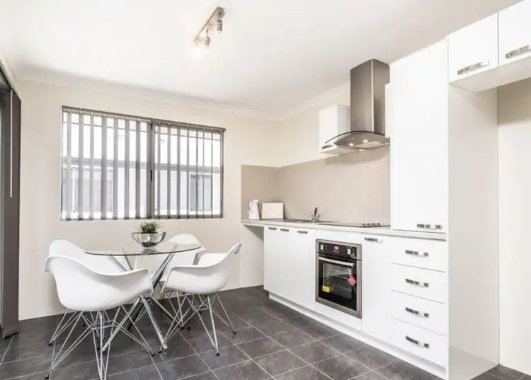 8/7 Gibbs Street, East Cannington WA 6107