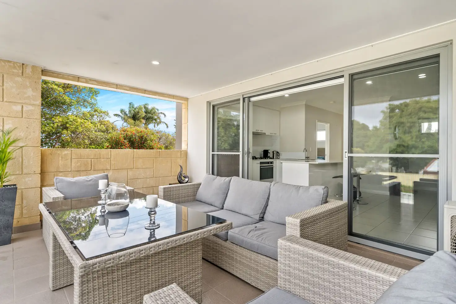 Main view of Homely apartment listing, 4/5 Oakland Avenue, Cloverdale WA 6105