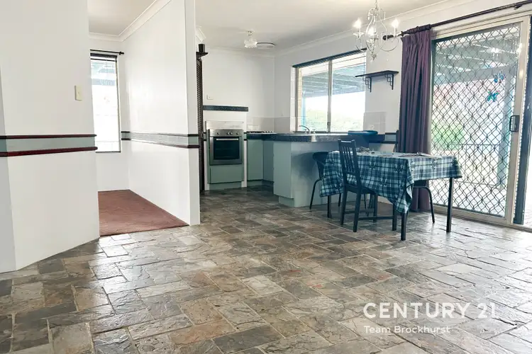 Seventh view of Homely house listing, 18 Werloo Court, Leda WA 6170