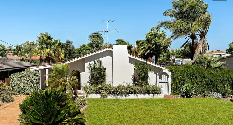 15 Crawford Street, Mandurah WA 6210