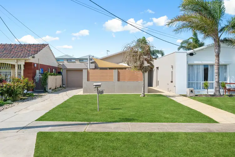 2/9 White Sands Drive, West Beach SA 5024