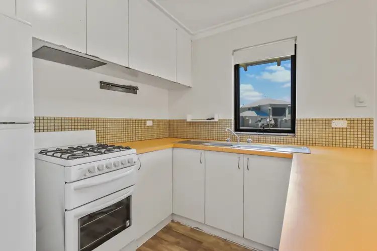 Sixth view of Homely unit listing, 1/14 Vista Avenue, Rockingham WA 6168