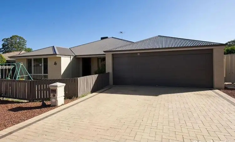 11 Banjup Road, Greenfields WA 6210