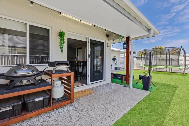 Fourth view of Homely semi-detached listing, 2/42 Featherwood Crescent, Beerwah QLD 4519