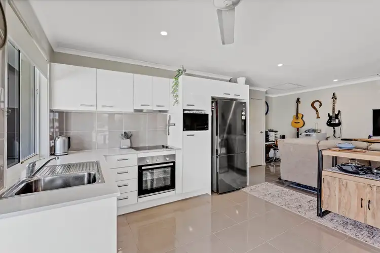 Sixth view of Homely semi-detached listing, 2/42 Featherwood Crescent, Beerwah QLD 4519