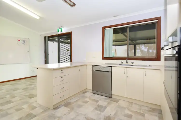 Fifth view of Homely house listing, 688 Mcgowen Street, Broken Hill NSW 2880