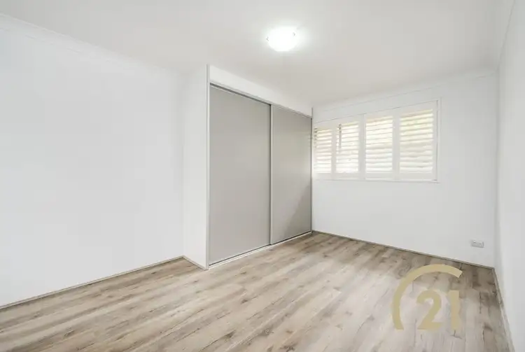 Sixth view of Homely unit listing, 19/3-5 Kane Street, Guildford NSW 2161