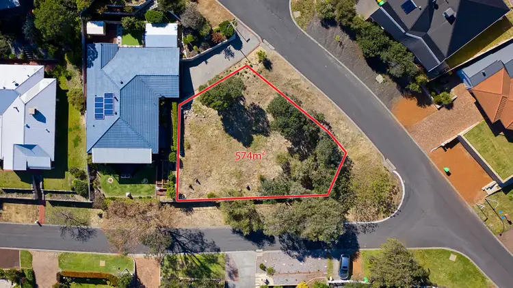 1A Regents Place, College Grove WA 6230