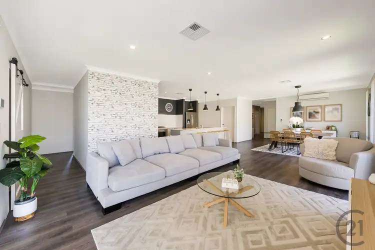 28 Hurlingham Loop, Meadow Springs WA 6210