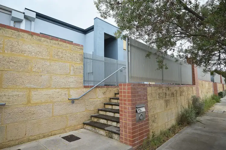 13 Debelle Way, Clarkson WA 6030