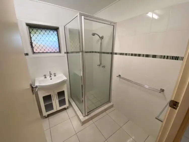 Fourth view of Homely semi-detached listing, 1/50 Bergin Road, Cranbrook QLD 4814